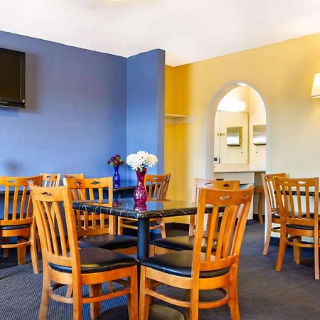 Rodeway Inn Auburn – Foresthill Exterior foto