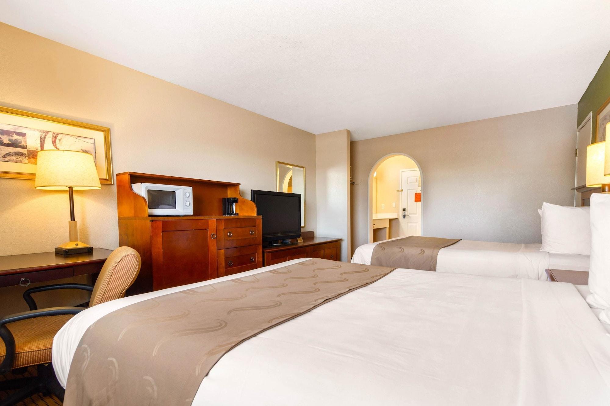 Rodeway Inn Auburn – Foresthill Exterior foto