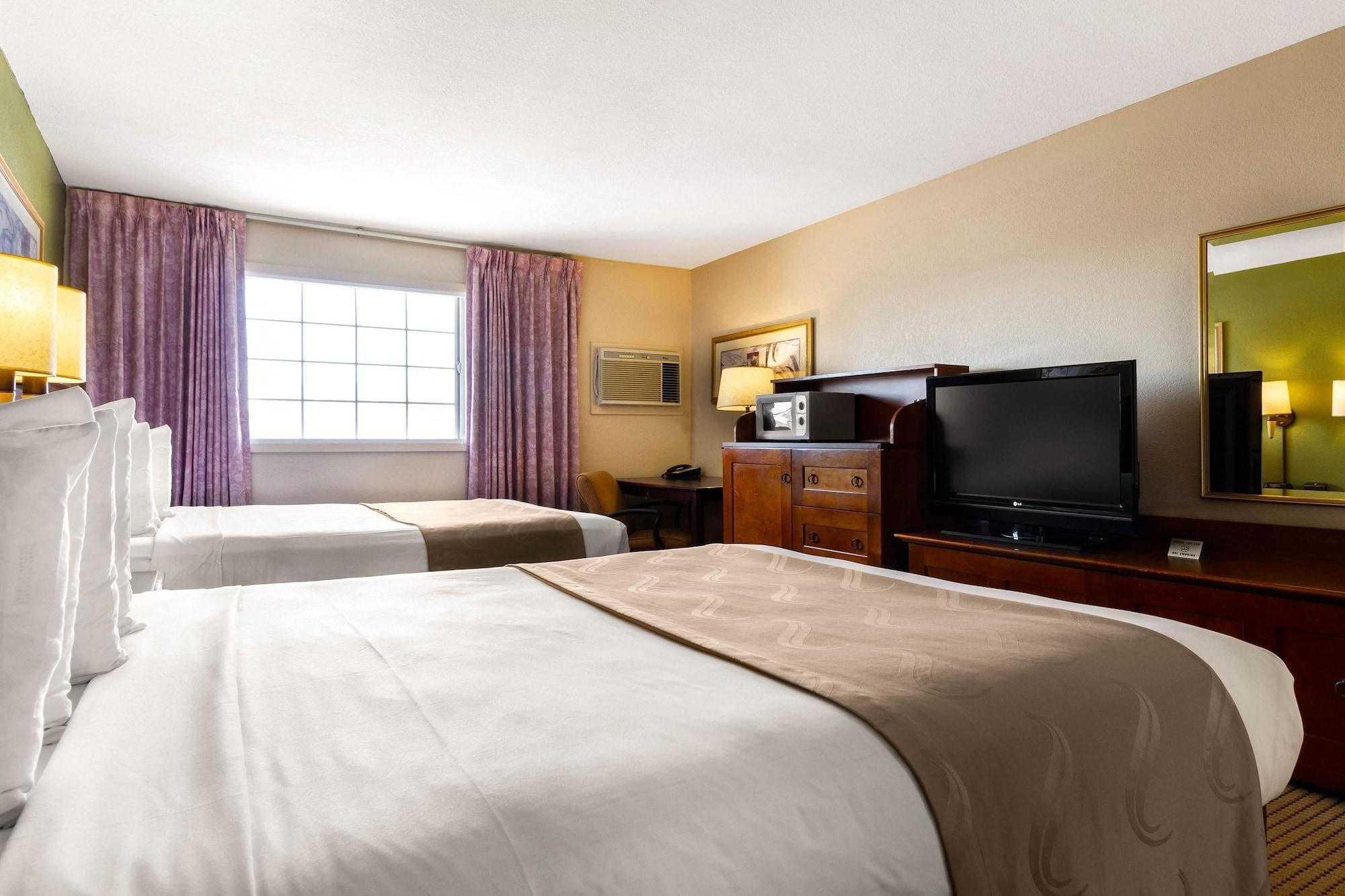 Rodeway Inn Auburn – Foresthill Exterior foto