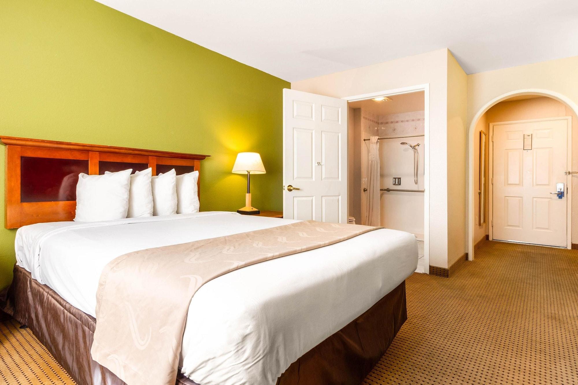 Rodeway Inn Auburn – Foresthill Exterior foto