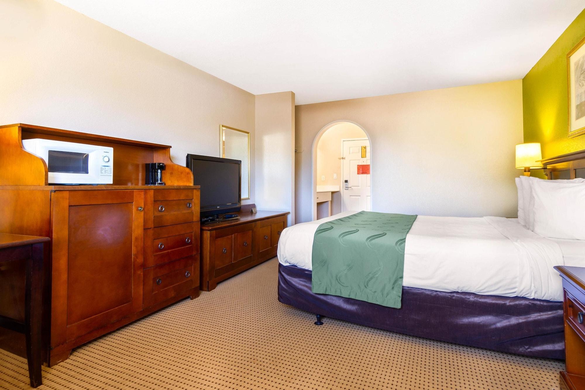 Rodeway Inn Auburn – Foresthill Exterior foto