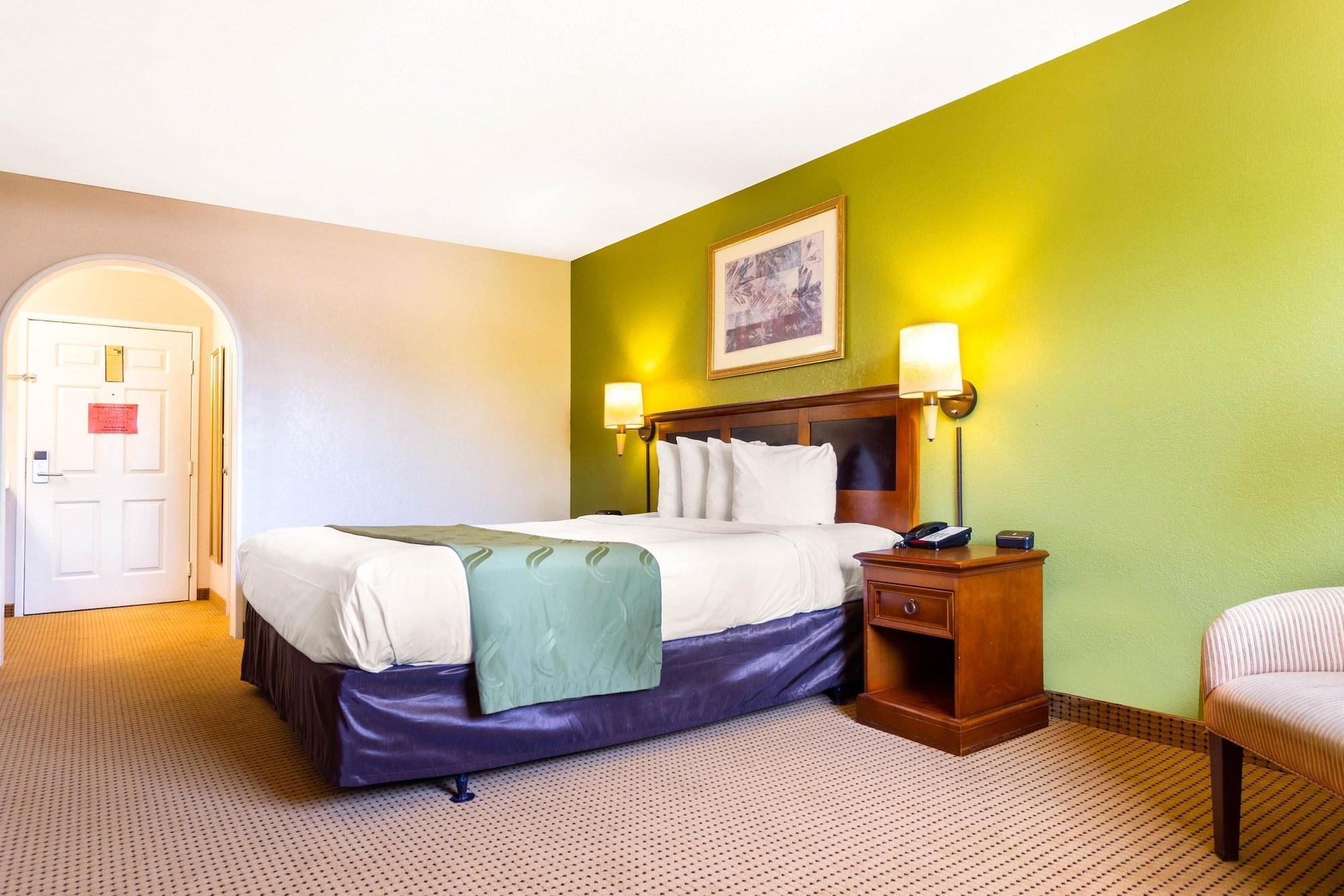 Rodeway Inn Auburn – Foresthill Exterior foto