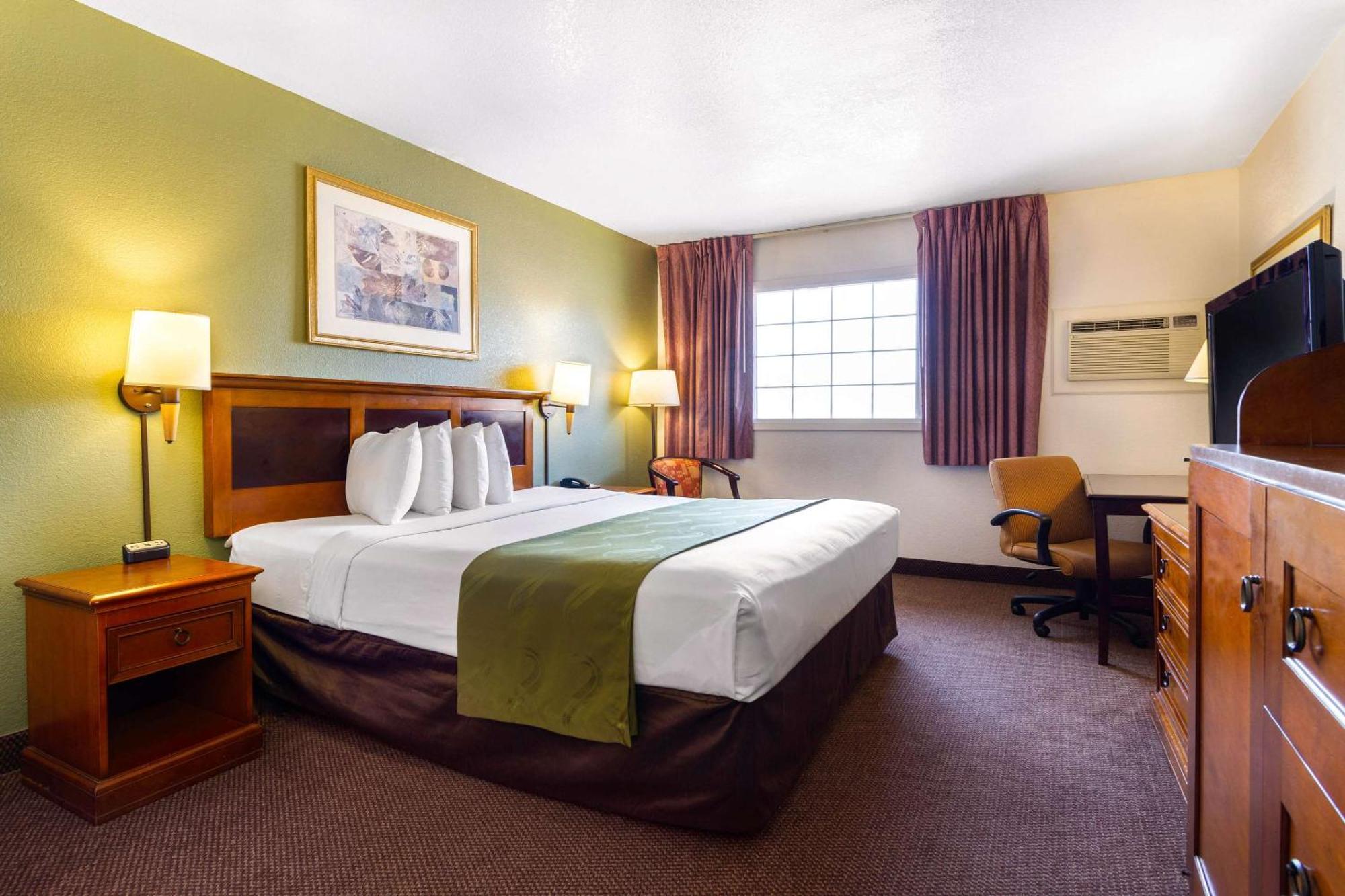 Rodeway Inn Auburn – Foresthill Exterior foto