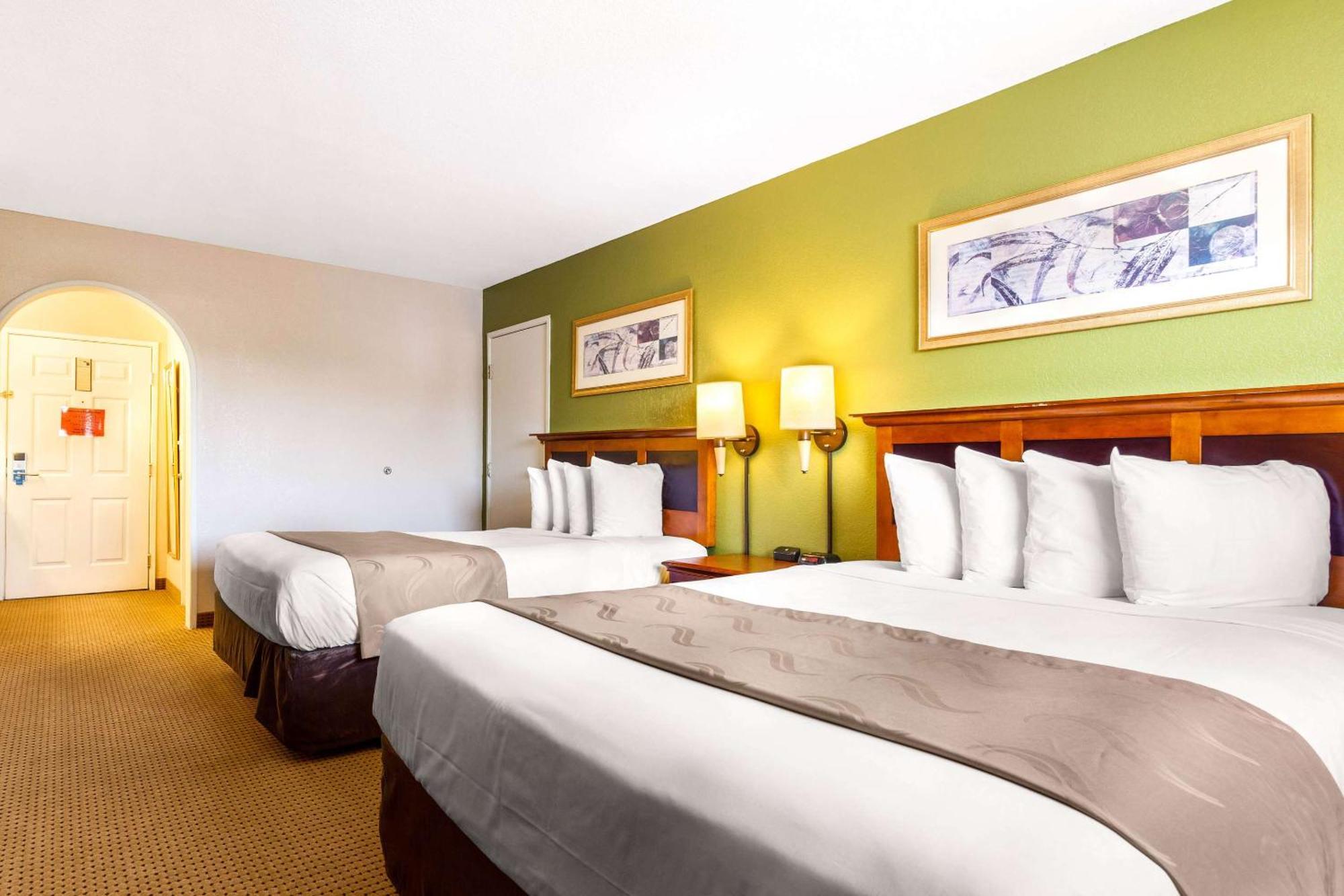 Rodeway Inn Auburn – Foresthill Exterior foto