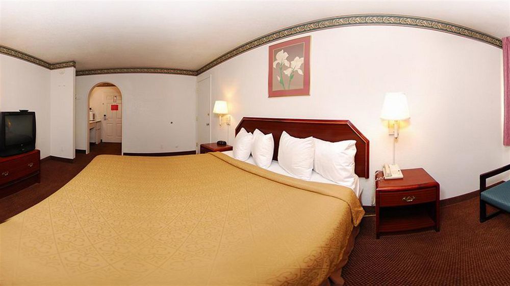 Rodeway Inn Auburn – Foresthill Exterior foto