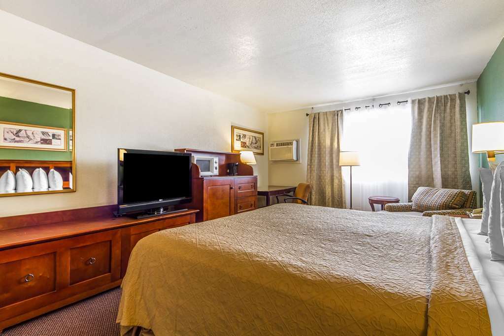 Rodeway Inn Auburn – Foresthill Zimmer foto